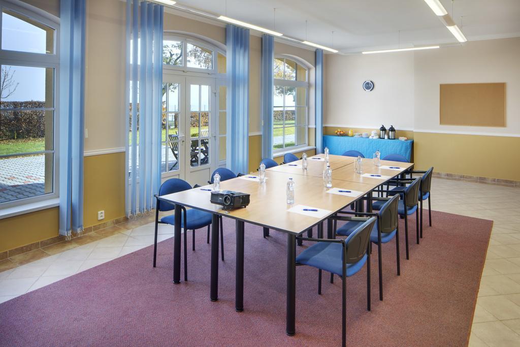 Hotel Kolonie Křivoklát Kültér fotó